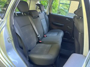 Mercedes-Benz A160 CDI 2.0 Diesel 5 Door Hatchback, Silver image 3