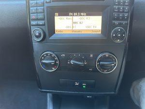 Mercedes-Benz A-Class A160 BlueEFFICIENCY Classic SE, 1.5 Petrol Manual, 3 Door, Silver image 15