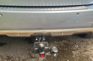 Mercedes-Benz ML320 CDI Sport 4MATIC Auto, 3.0 V6 Diesel, Blue, Tow Bar image 8