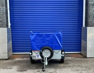 2021-IFOR WILLIAMS p5e TRAILER WITH FULL MESH +RAMP WITH BLUE TARPAULIN COVER (SOLD) image 12