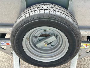 IFOR WILLIAMS 8FT FLAT BED TRAILER image 15