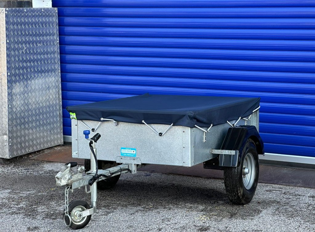 GALVANISED SINGLE AXLES 4' x 3' CAMPING/UTILITY TRAILER WITH COVER