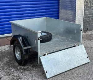 GALVANISED SINGLE AXLES 4' x 3' CAMPING/UTILITY TRAILER WITH COVER image 20