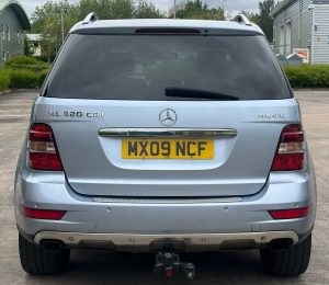 Mercedes-Benz ML320 CDI Sport 4MATIC Auto, 3.0 V6 Diesel, Blue, Tow Bar image 19