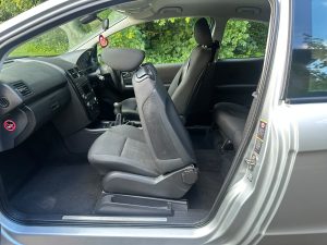 Mercedes-Benz A-Class A160 BlueEFFICIENCY Classic SE, 1.5 Petrol Manual, 3 Door, Silver image 23